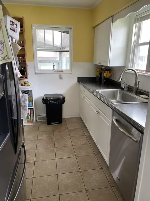 Kitchen - 1210 E Bell St, Bloomington, IL 61701 photo 3 of 3