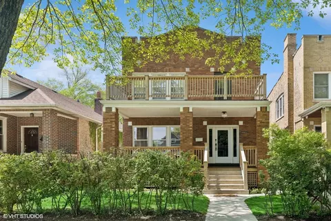 1036 Darrow Ave, Evanston, IL 60202