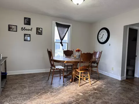1117 S Main St, Bloomington, IL 61701 photo 12