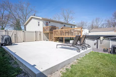 327 S Barbara Dr, Kankakee, IL 60901 photo 29