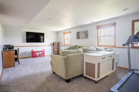 327 S Barbara Dr, Kankakee, IL 60901 photo 16