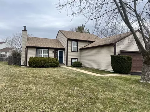 964 E Millstone Dr, Lake Villa, IL 60046