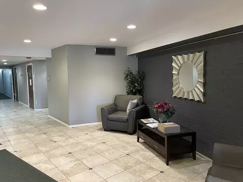 1575 Sandpebble Dr #222, Wheeling, IL 60090 photo 4