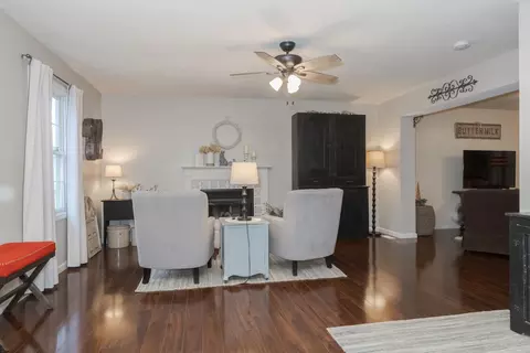 Living - 1220 Ogelthorpe Ave, Normal, IL 61761 photo 3 of 7