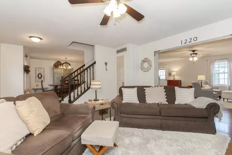 Living - 1220 Ogelthorpe Ave, Normal, IL 61761 photo 2 of 7