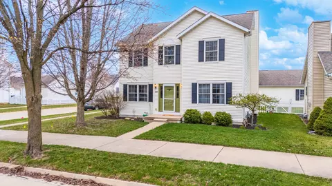 Exterior - 1220 Ogelthorpe Ave, Normal, IL 61761 photo 8 of 10
