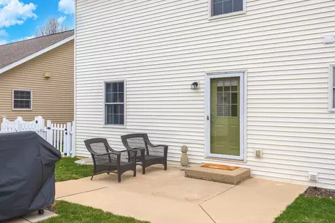 Exterior - 1220 Ogelthorpe Ave, Normal, IL 61761 photo 2 of 10