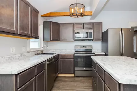 Kitchen - 257 E 8th Rd, Dana, IL 61321 photo 1 of 4