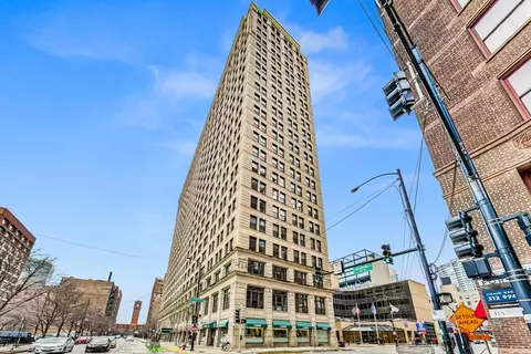 600 S Dearborn St #201, Chicago, IL 60605