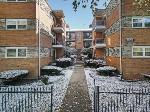 4337 N Kedvale Ave #1E, Chicago, IL 60641