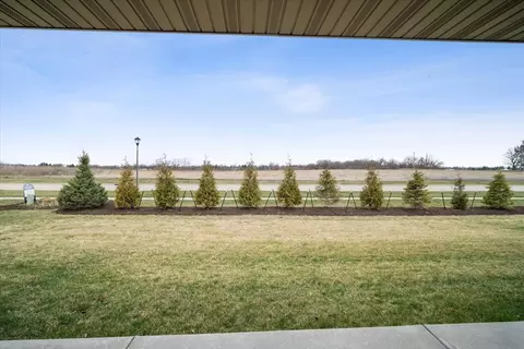 Exterior - 1406 Monterey Pine Dr, Normal, IL 61761 photo 3 of 4