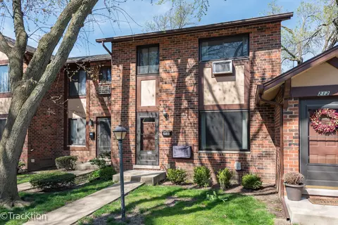 1 S214 Dillon Ln, Villa Park, IL 60181