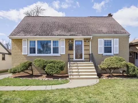1440 N Maple Ave, La Grange Park, IL 60526