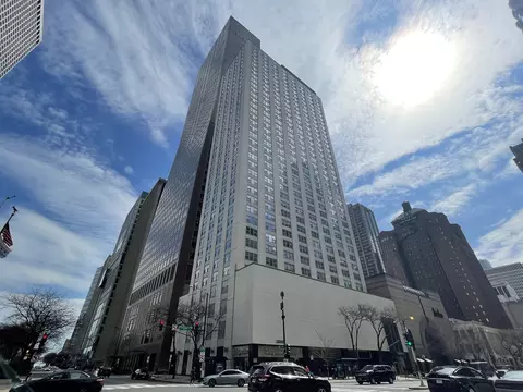 777 N Michigan Ave #2502, Chicago, IL 60611