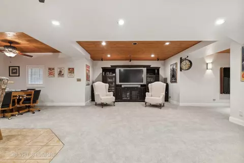 Living - 303 Saddle Ln, Fox River Grove, IL 60021 photo 7 of 7