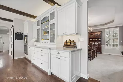 Kitchen - 303 Saddle Ln, Fox River Grove, IL 60021 photo 1 of 9
