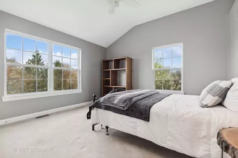 Bedroom - 303 Saddle Ln, Fox River Grove, IL 60021 photo 5 of 9