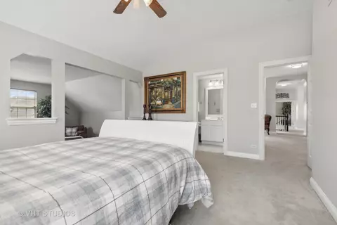 Bedroom - 303 Saddle Ln, Fox River Grove, IL 60021 photo 2 of 9