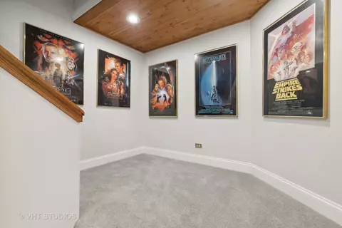 Entry Way - 303 Saddle Ln, Fox River Grove, IL 60021 photo 7 of 7