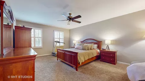 Bedroom - 1431 Jill Ct, Rolling Meadows, IL 60008 photo 2 of 11