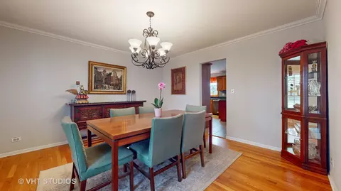 Dining - 1431 Jill Ct, Rolling Meadows, IL 60008 photo 1 of 6