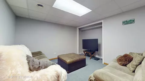 Bedroom - 1431 Jill Ct, Rolling Meadows, IL 60008 photo 11 of 11
