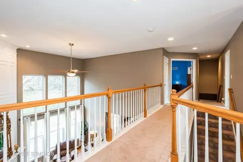 Entry Way - 3 Stillwater Ct, Algonquin, IL 60102 photo 3 of 4
