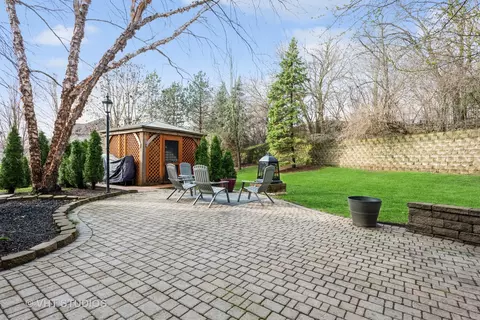 Exterior - 3 Stillwater Ct, Algonquin, IL 60102 photo 4 of 7