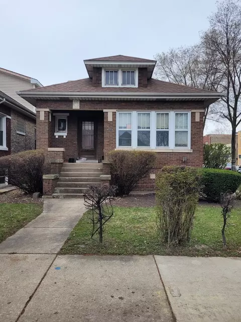 5159 W George St, Chicago, IL 60641