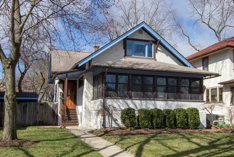 815 S Wisconsin Ave, Oak Park, IL 60304