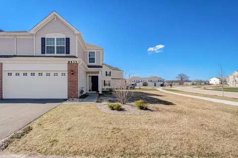 8533 Stillwater Rd, Wonder Lake, IL 60097