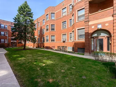 6102 S Kimbark Ave #3W, Chicago, IL 60637