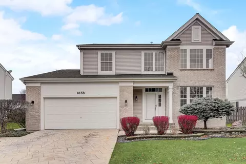 1658 Rosehall Ln, Elgin, IL 60123