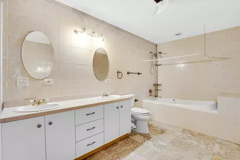 Bath - 204 Rand Rd, Des Plaines, IL 60016 photo 2 of 2