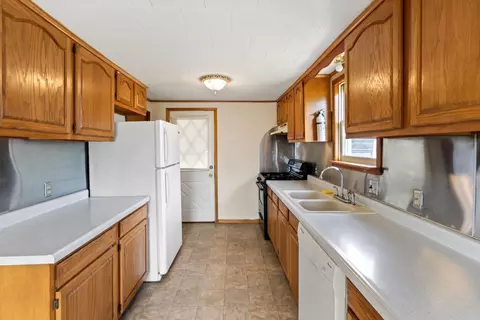 410 S Cherry St, Morrison, IL 61270 photo 10