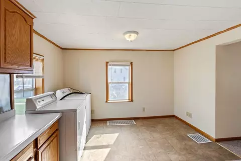 410 S Cherry St, Morrison, IL 61270 photo 11