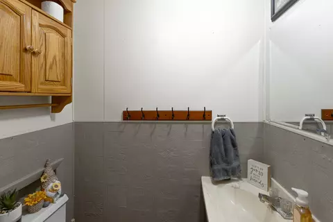 Bath - 103 E 3rd St, Byron, IL 61010 photo 2 of 3