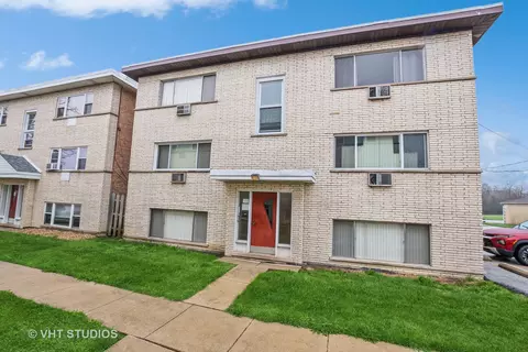 2011 Broadway St, Blue Island, IL 60406