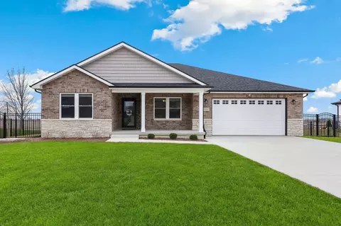 1018 Hummingbird Ln, Peotone, IL 60468