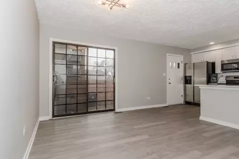 Living - 1754 Pickwick Ln #11, Glenview, IL 60026 photo 1 of 1