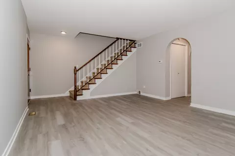 Other - 1754 Pickwick Ln #11, Glenview, IL 60026 photo 4 of 19
