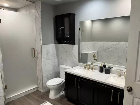 Bath - 1221 Dunamon Dr, Bartlett, IL 60103 photo 1 of 6
