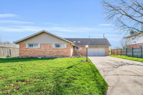 2104 Vawter St, Urbana, IL 61801