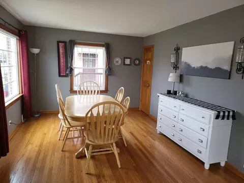 Dining - 1506 N Hillside Ave, Berkeley, IL 60163 photo 1 of 4