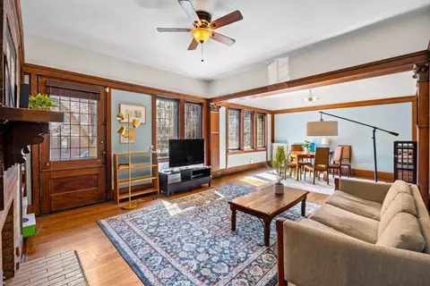 Living - 1372 E 57th St #1, Chicago, IL 60637 photo 1 of 1