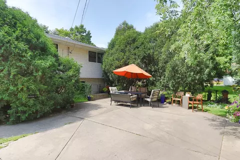 Exterior - 333 S Oak St, Itasca, IL 60143 photo 2 of 4