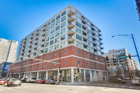 909 W Washington Blvd #704, Chicago, IL 60607