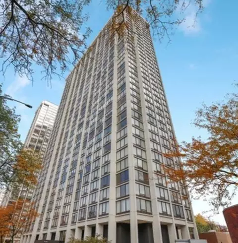 5445 N Sheridan Rd #411, Chicago, IL 60640