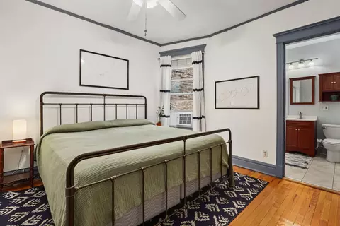 Bedroom - 1219 E 53rd St #2E, Chicago, IL 60615 photo 1 of 3