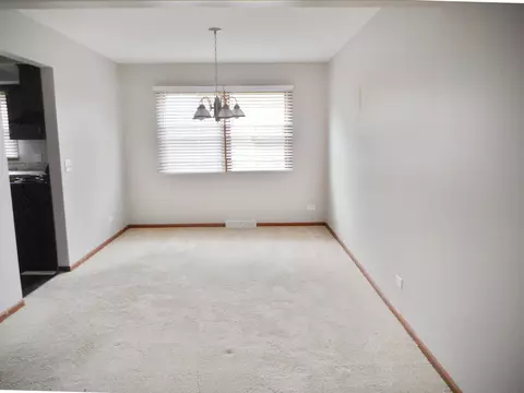 532 Shenandoah Trl, Elgin, IL 60123 photo 10